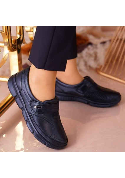 FB1901 Anatomik Deri Kadın Günlük Ayakkabı