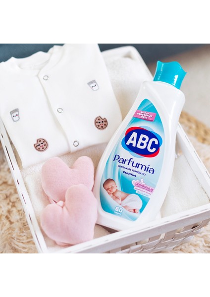 Parfumia Sensitive Konsantre Yumuşatıcı 1440 ml 4'lü Set fırsatları