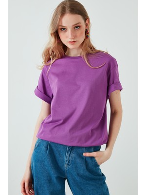 Lela Pamuklu Sırt Baskılı Bisiklet Yaka Oversize T Shirt Kadın T Shirt 6001012