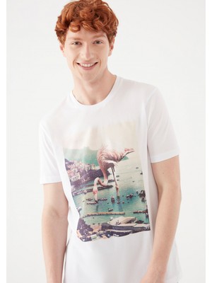 Mavi Flamingo Baskılı Beyaz Tişört