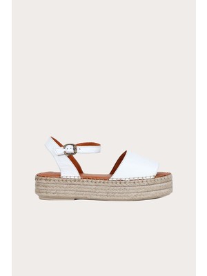 Bueno Shoes Beyaz Deri Kadın Dolgu Topuklu Sandalet