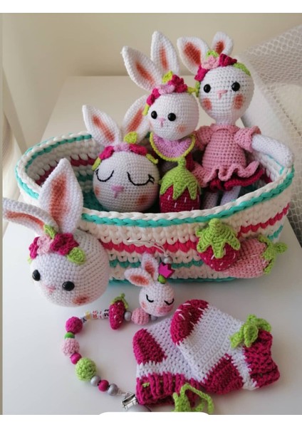 Yenidoğan Sevimli Tavşan Sepetli Takım Amigurumi Organik Oyuncak