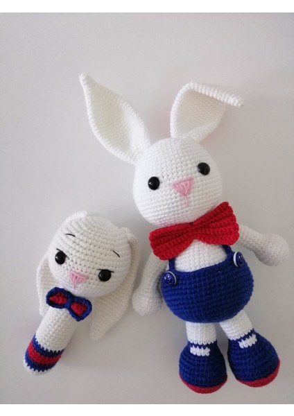Salopetli Tavşan Uyku Arkadaşı ve Çıngırak Amigurumi Organik Oyun