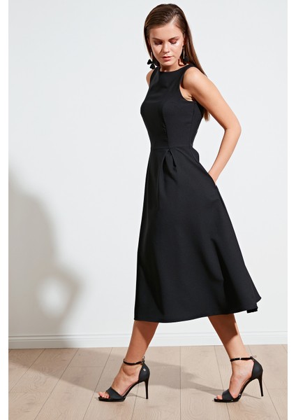 Bisiklet Yaka Cepli Pileli Midi Elbise Kadın Elbise 6051963 fiyatları