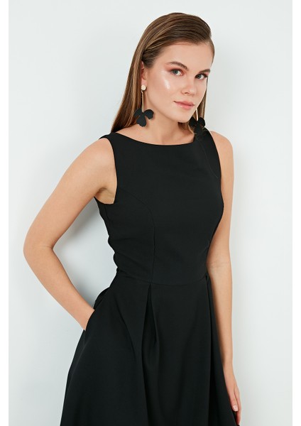 Bisiklet Yaka Cepli Pileli Midi Elbise Kadın Elbise 6051963 fırsatları