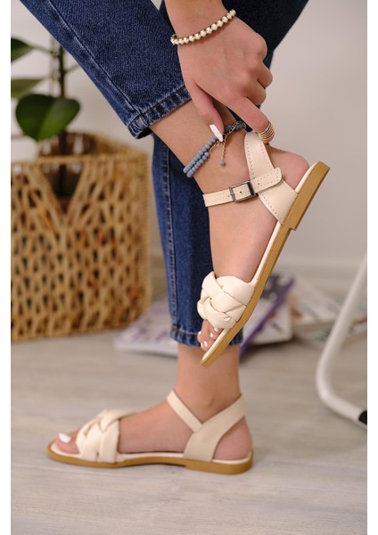 Antonia Örgü Model Kadın Sandalet