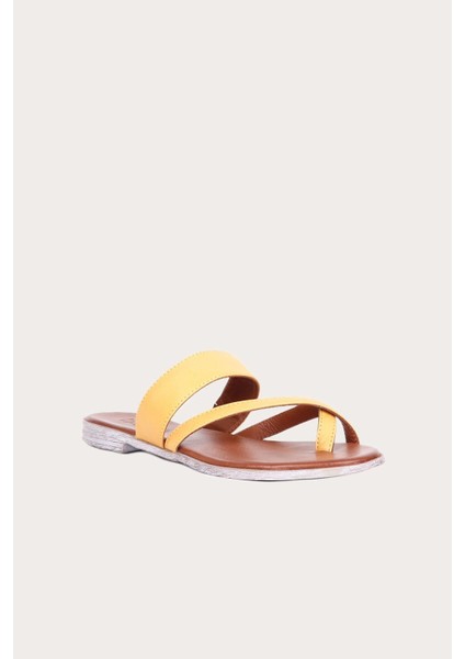 Sarı Deri Kadın Düz Terlik fiyatları