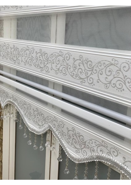 Sarmaşık Desen Boncuklu Zebra Stor Perde modelleri