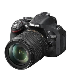 D5200 + 18-105 Mm Lens Slr Fotoğraf Makinesi (İthalatçı Garantili)