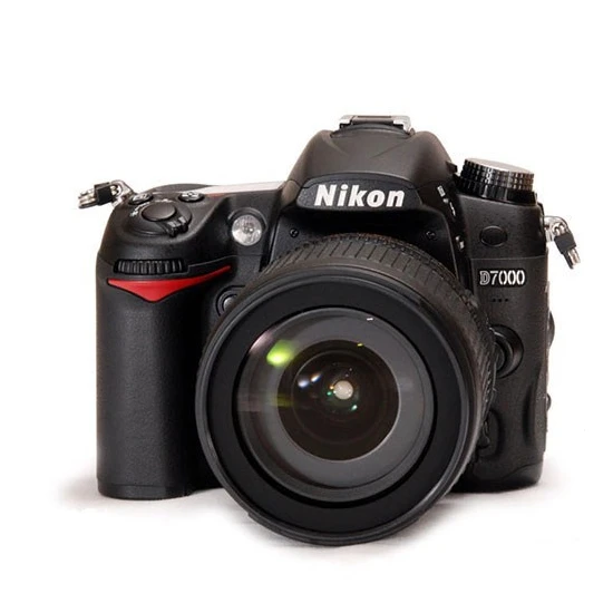 Nikon D7000 18-105 Mm Lens Fotoğraf Makinesi (İthalatçı Garantili)