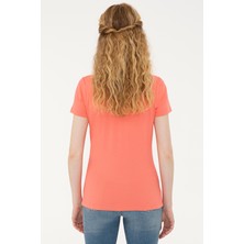U.S. Polo Assn. Kadın Nar Çiçeği Basic T-Shirt