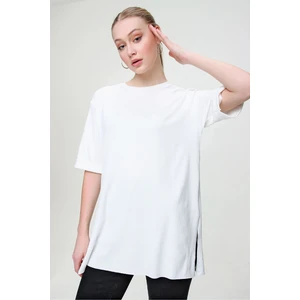 Kadın Yırtmaçlı Fitilli Oversize Uzun Tişört