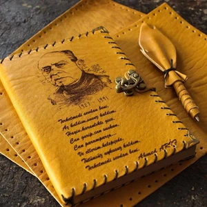 Ahmed Arif Hayranlarına Özel Deri Defter
