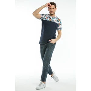 Kol ve Ön Garnili Tshirt