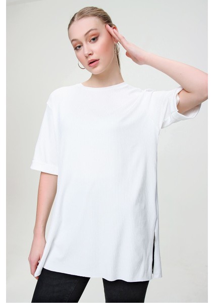 Kadın Yırtmaçlı Fitilli Oversize Uzun Tişört