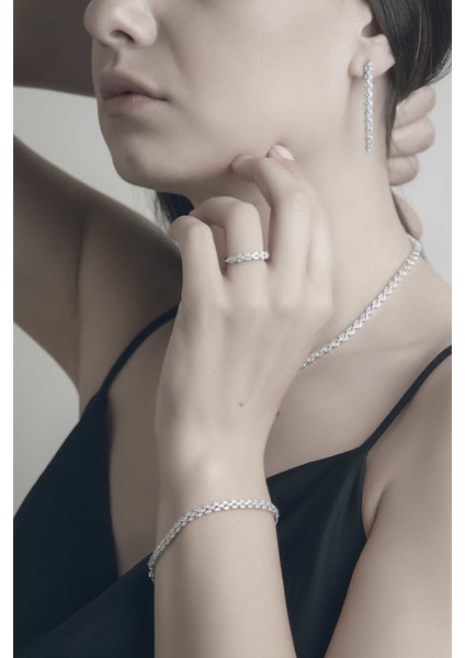 So CHIC Markiz Taşlı 18 Ayar Beyaz Altın Kaplama Gümüş Küpe modelleri
