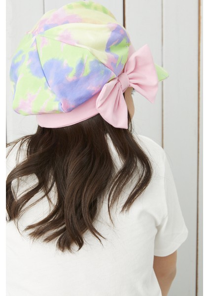 Kız Çocuk Vizyerli Şapka Yumuşak Penye Malzeme Renkli Batik Desen 4 Mevsim modelleri