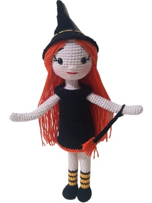 Oyuncak Park Süpürgeli Tatlı Cadı Bebek Amigurumi Organik Oyuncak