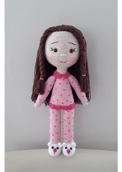 Pijamalı Kız Bebek Amigurumi Oyuncak
