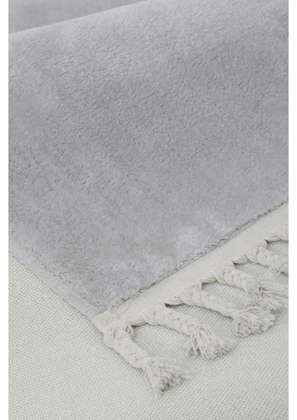 Açık Gri Post Dokuma Halı Saçaklı Peluş Yumuşacık Kaymaz Antibakteriyel 100X500 fırsatları