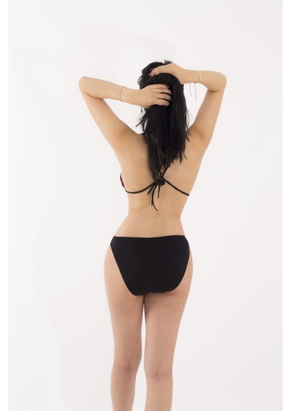 Kırmızı Çiçek Desenli Bikini Takımı