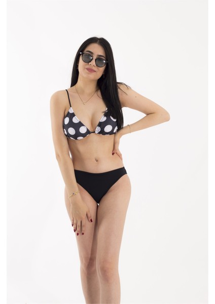 Siyah Üstü Beyaz Puantiyeli Bikini Takımı