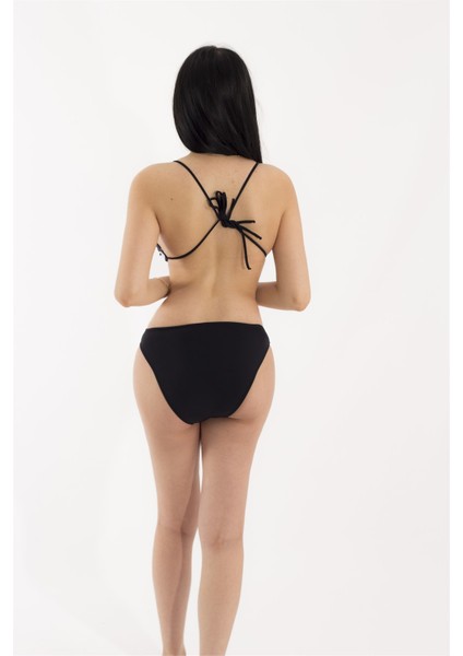 Siyah Üstü Beyaz Puantiyeli Bikini Takımı modelleri