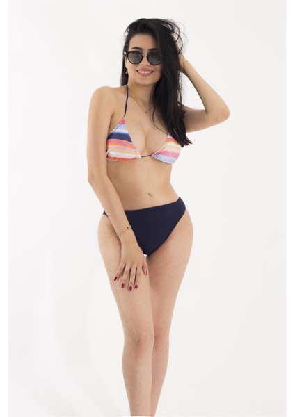 Deniz Dalgası Tonlarında Bikini Takım
