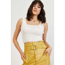 As Collection Beyaz Kare Yaka Likralı Fit Triko Kadın Crop Bluz