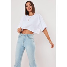 Beyaz %100 Pamuk Bisiklet Yaka Oversize Crop T-Shirt