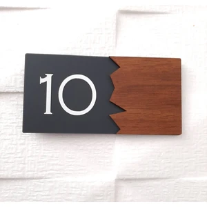 Wooden Serisi Pleksi Kapı Numarası