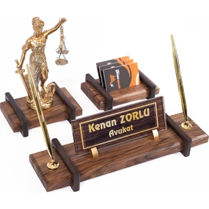 İsimlik Sepeti Themis Heykelli Ahşap Masa Isimliği Ofis Isimlik Seti Avukata