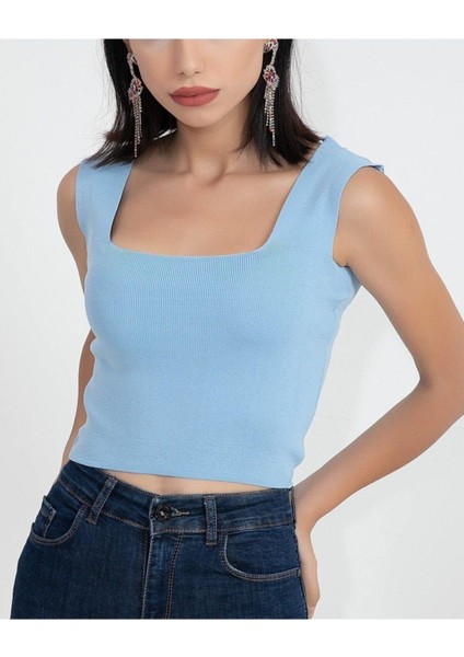 Mavi Kare Yaka Likralı Fit Triko Kadın Crop Bluz