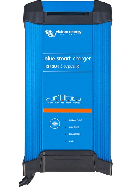 Blue Smart IP22 Charger 12/30(3) 230V