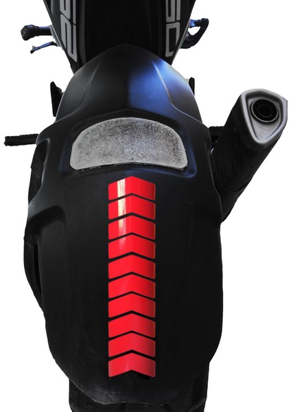 Ok Tasarımlı Bayrak Kırmızı Çamurluk Kask Sticker Çınar Extreme
