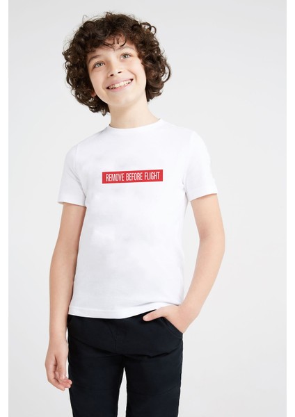 Remove Before The Flight Baskılı Unisex Çocuk Beyaz T-Shirt