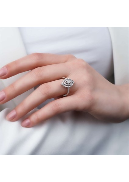 0,57 Karat Baget Yüzük fiyatları