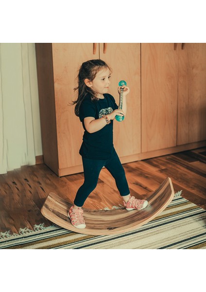 Wavy Board Amerikan Ceviz Laminant Yüzey Gri Renk Keçeli Denge Tahtası