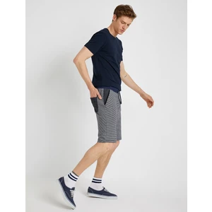 Erkek Çizgili Bermuda Şort Belden Baglamali Cepli Pamuklu