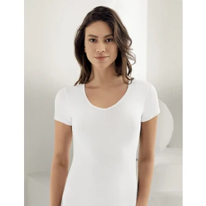 Kısa Kollu V Yakalı Body Beyaz MB236