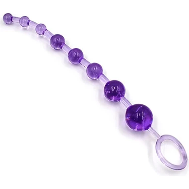 Ular etaklarini kotarib, mushuklarini korsatishadi