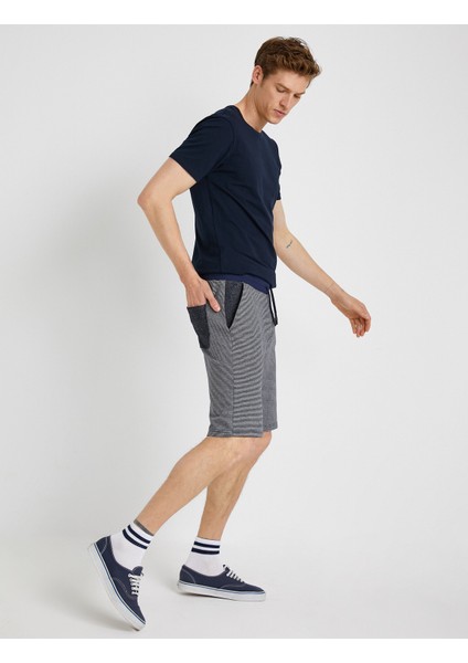 Erkek Çizgili Bermuda Şort Belden Baglamali Cepli Pamuklu