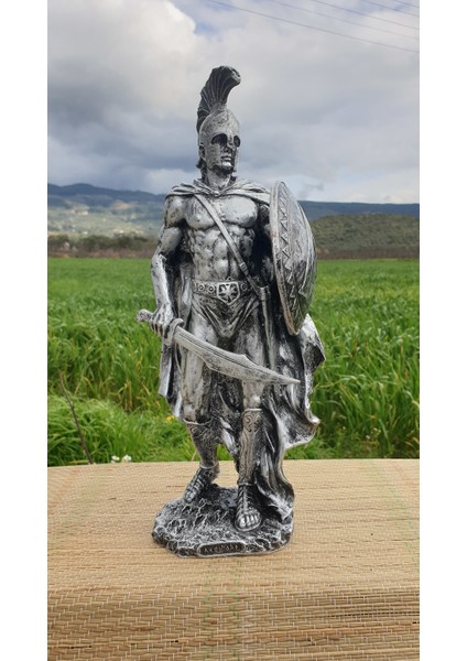 Leonidas