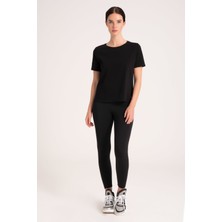 Newces Yüksek Kalite %100 Pamuklu Kadın Tişört, Arkası Uzun Normal Fit Siyah Tshirt