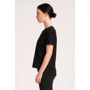 Yüksek Kalite %100 Pamuklu Kadın Tişört, Arkası Uzun Normal Fit Siyah Tshirt