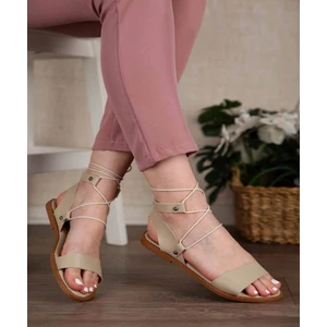 Kadın Sandalet Suni Deri Malzemeden Düz Topuklu Bağcıklı Tasarım 1 cm