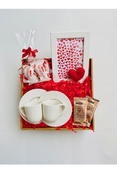 17 Gift Box Çifte Fincan Sevgiliye Özel Hediye Kutusu