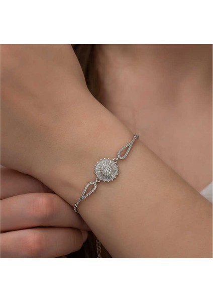 925 Ayar Gümüş Rodyum Kaplama Baget Taşlı Kadın Bileklik fiyatları