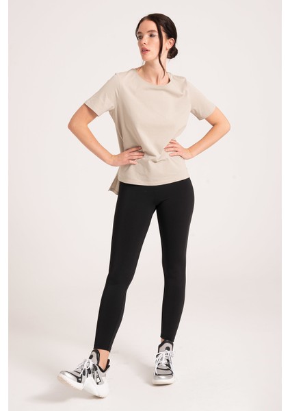 Yüksek Kalite %100 Pamuklu Kadın Tişört, Arkası Uzun Normal Fit Sand Tshirt fiyatları