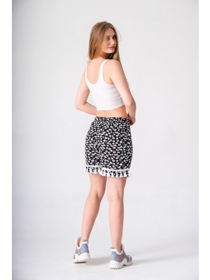 Narina Pamuklu Viskon Kumaşından Etnik Tarzda Beli Lastikli Kısa Şort